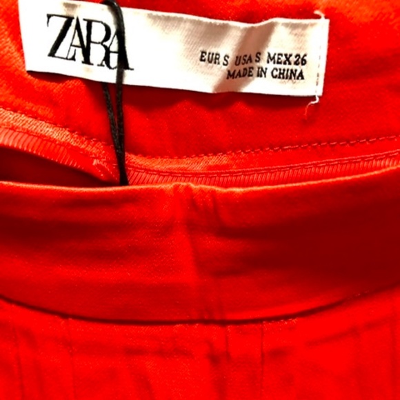 ZARA Pleated Satin Capri Pants, S, NWT - Picture 5 of 7